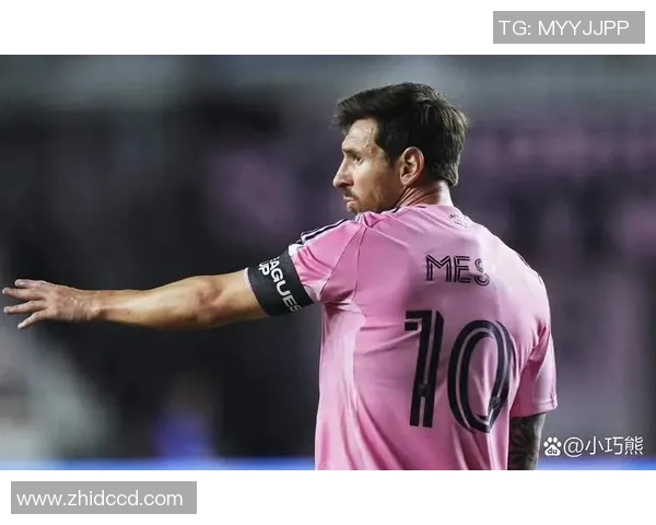 足球明星也难掩你的魅力与风采让人心动不已